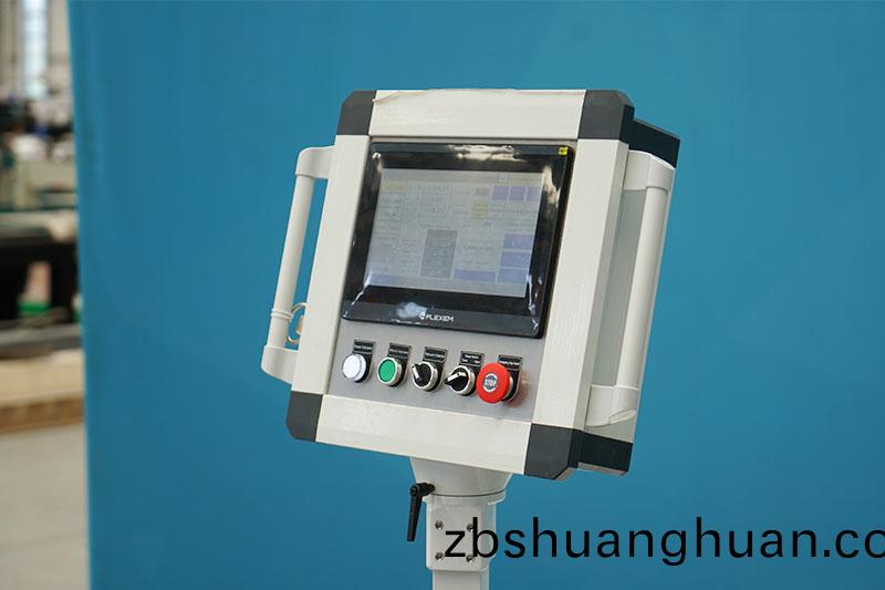 多功(gong)能鎖孔(kong)機