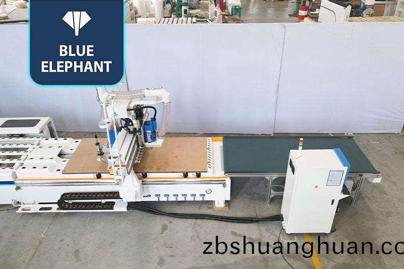 ET7貼標鑽銑一體機