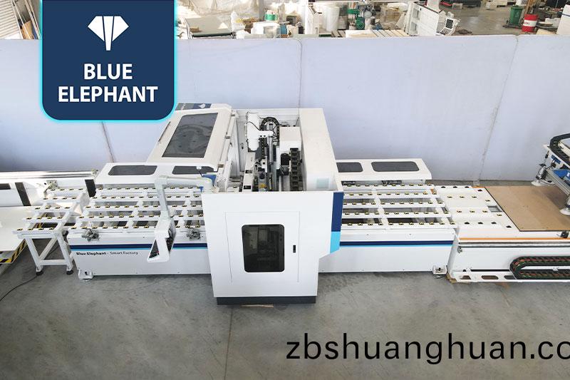 ET7貼標鑽銑一(yi)體機