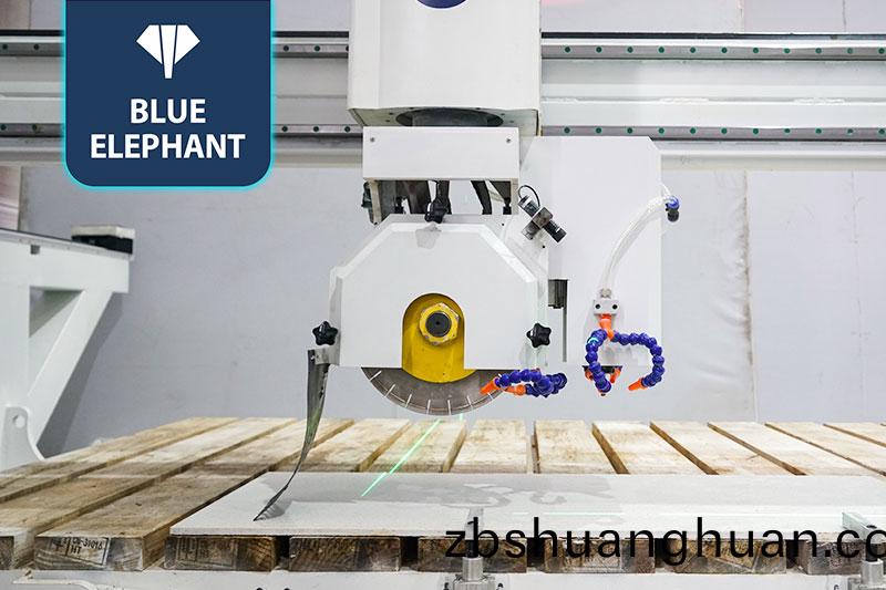 4+1 數(shù)控(kong)橋切鋸