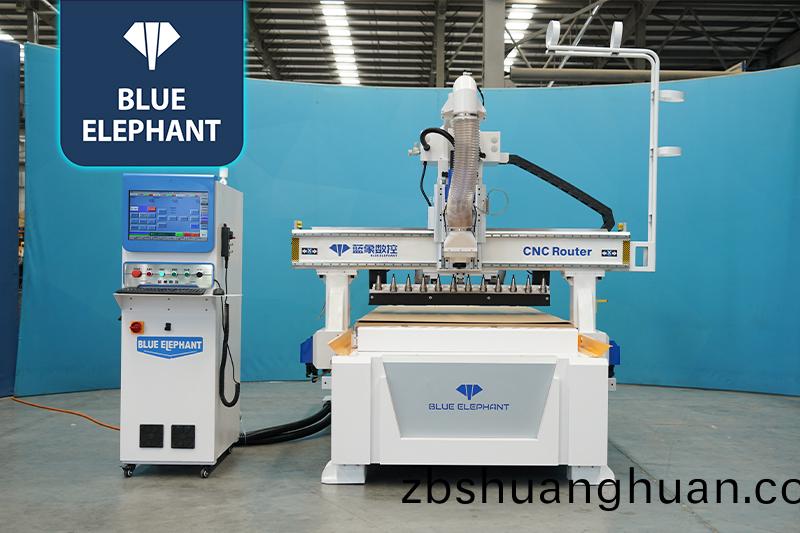 直排數(shù)控(kong)開料機