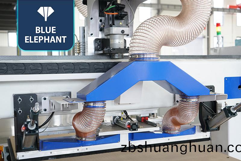 直排換刀加工中(zhong)心