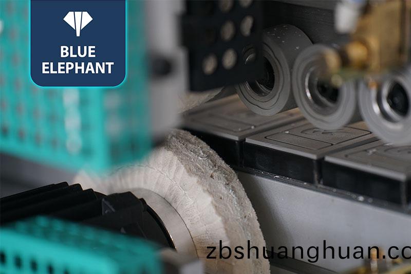 全(quan)自動(dong)封邊機