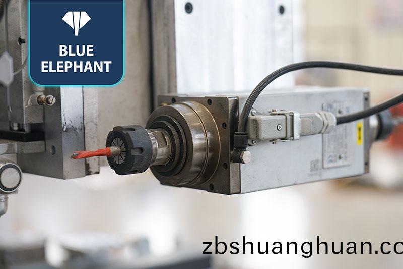 雙通道鎖(suo)孔機