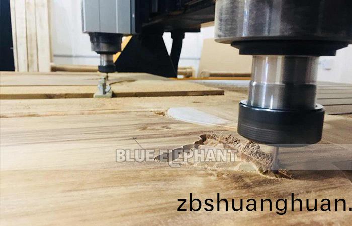 雙(shuang)頭數(shu)控開料(liao)機（2）