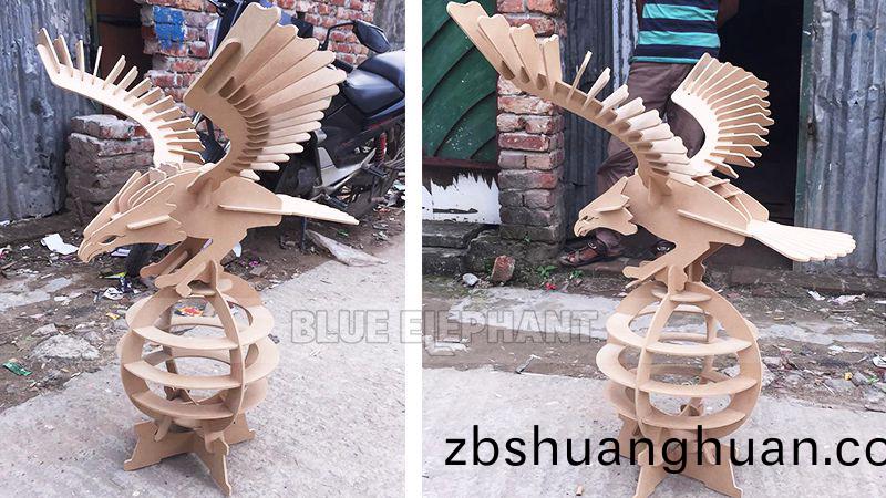 數控開料(liao)機工藝品