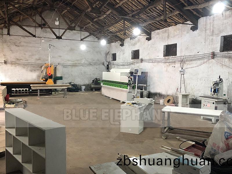 數控開(kai)料(liao)機