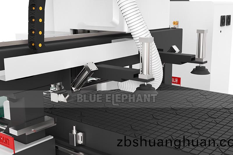 闆式傢具生産(chan)線