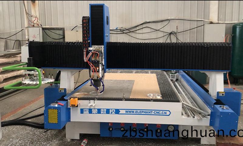 數(shù)控開料機(jī)