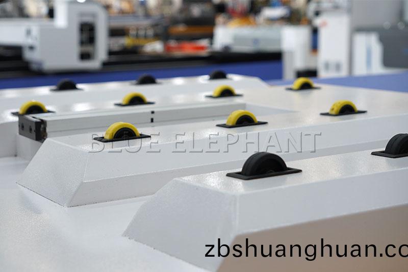 四工(gong)序開料機