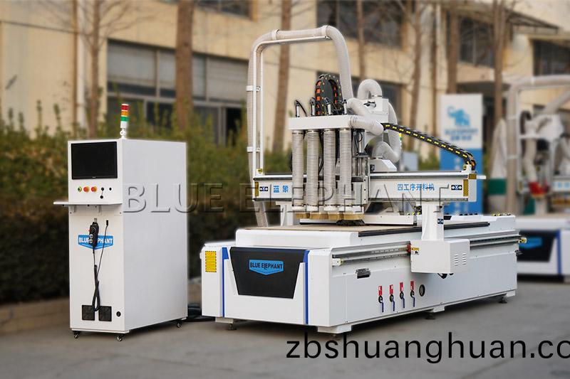 四工序(xu)開料機