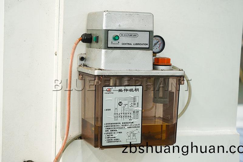 五軸加工(gong)中心