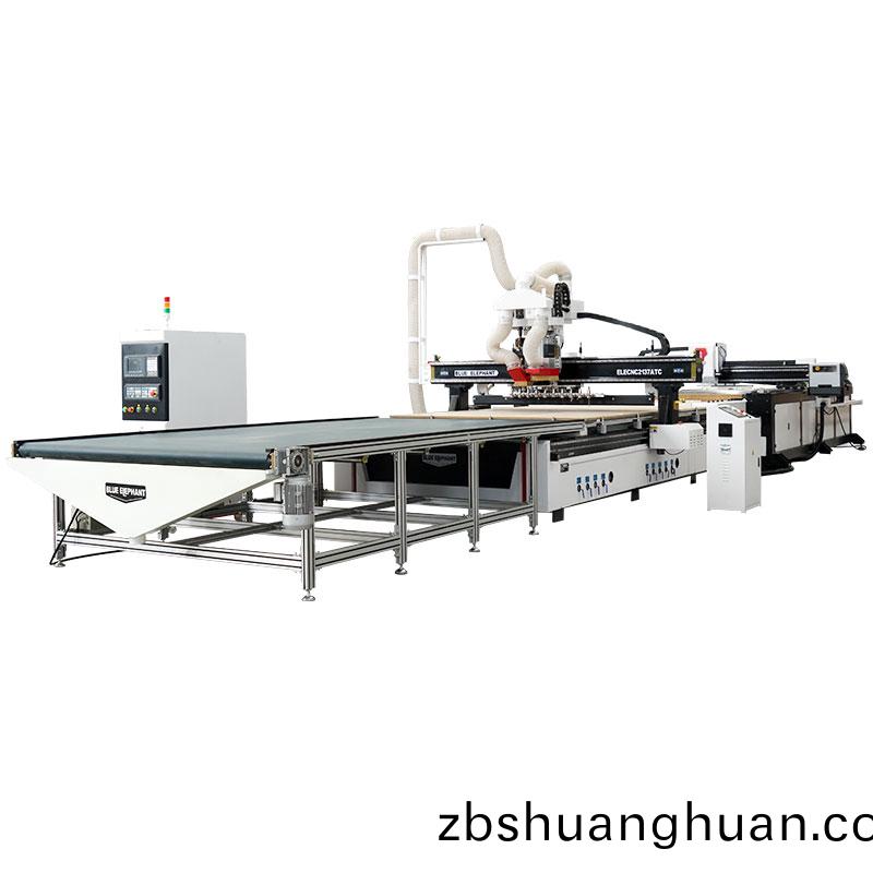 自動上下料直排(pai)加工中心帶自動貼標