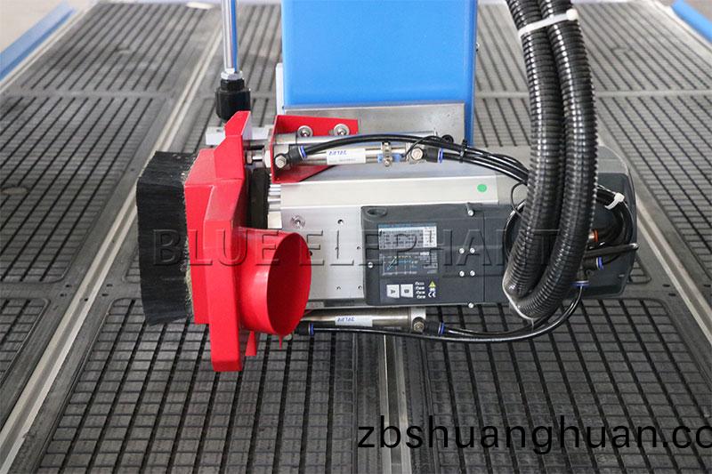 四軸加工中(zhong)心