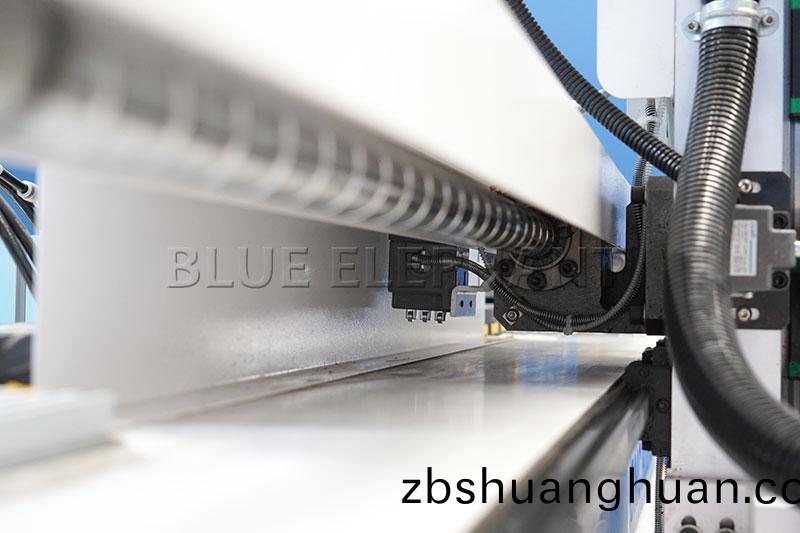 絲槓數控開料機