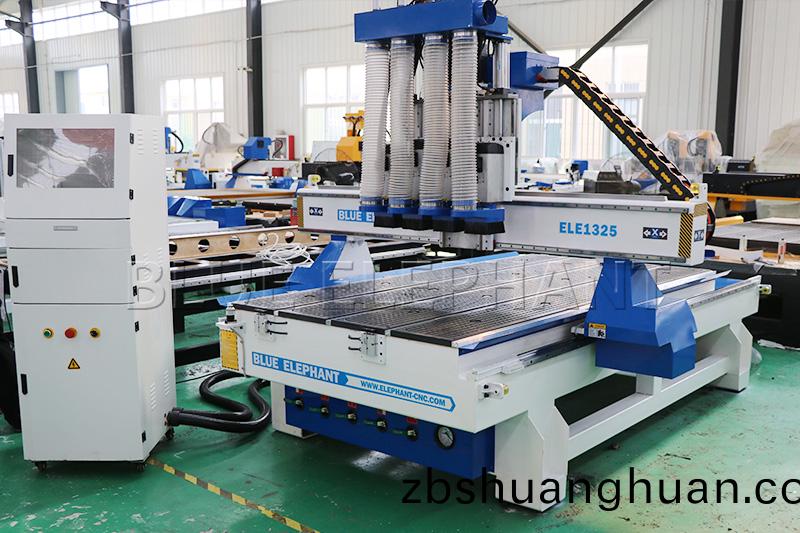 四工序(xu)數控開料機