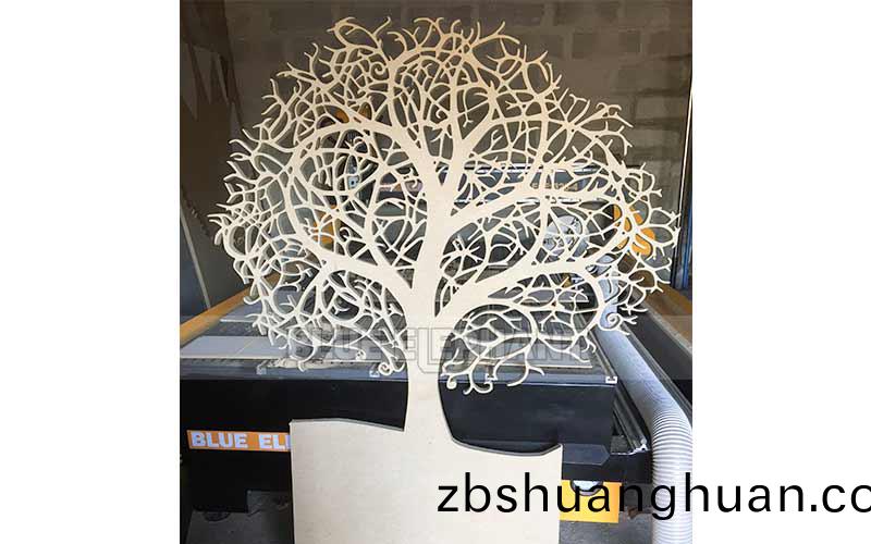 數(shu)控開料機樣品